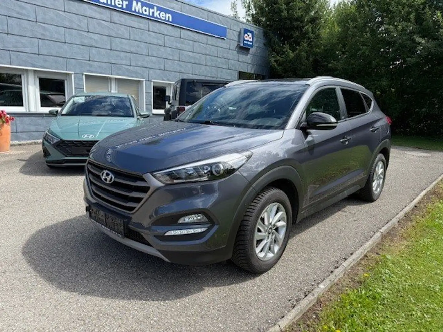 Hyundai TUCSON 1,7 CRDI "GO!" Grau - 2