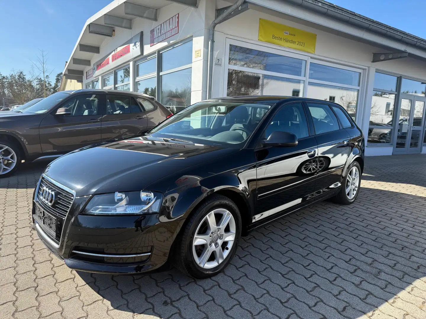 Audi A3 1.2 TFSI Attraction - Kein TÜV - Schwarz - 1