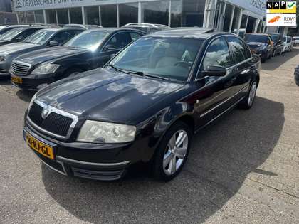 Skoda Superb 2.8 V6 Elegance