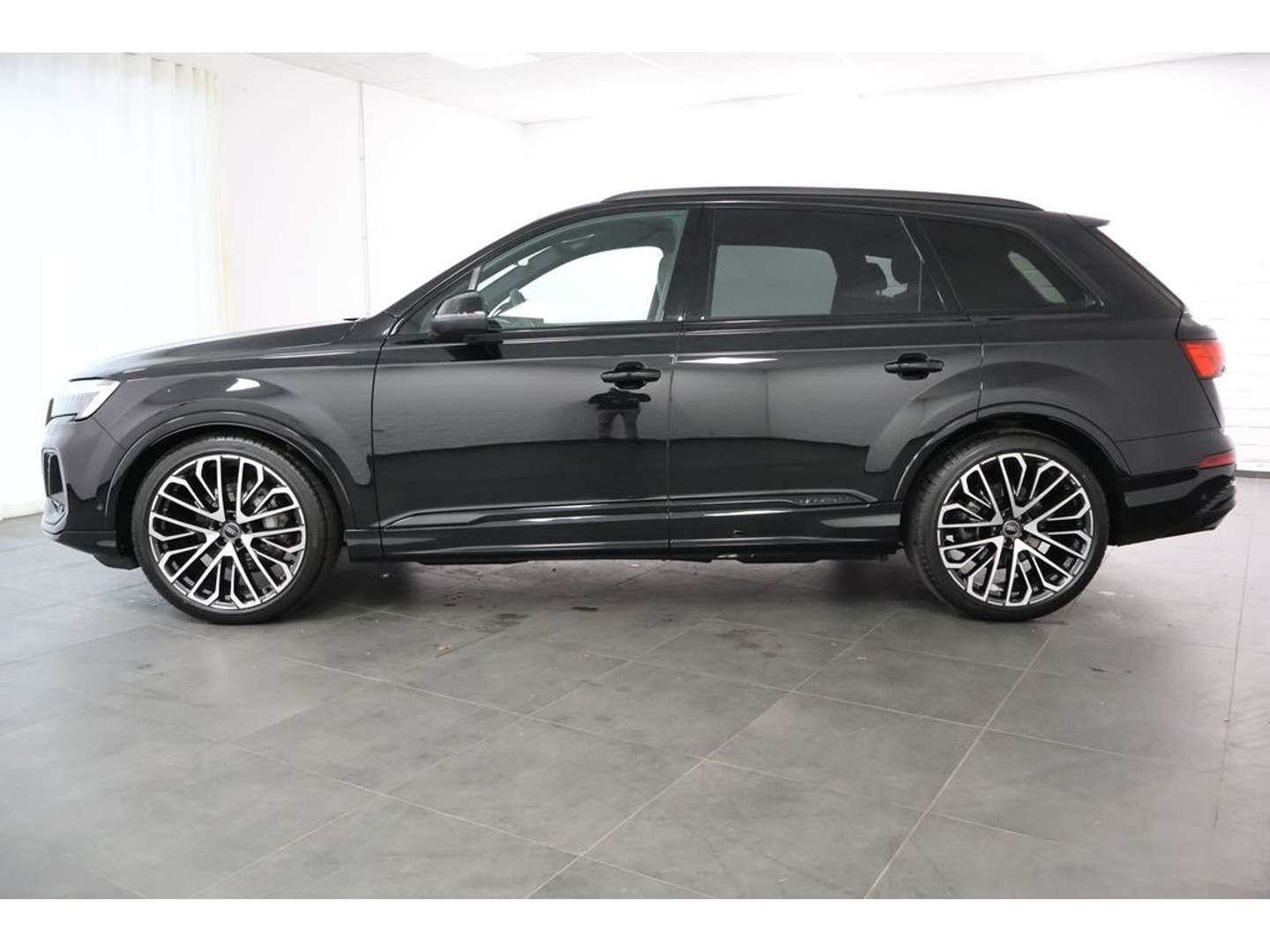 Audi Q7 S Line 50 TDI -  - Joinsteer - #5