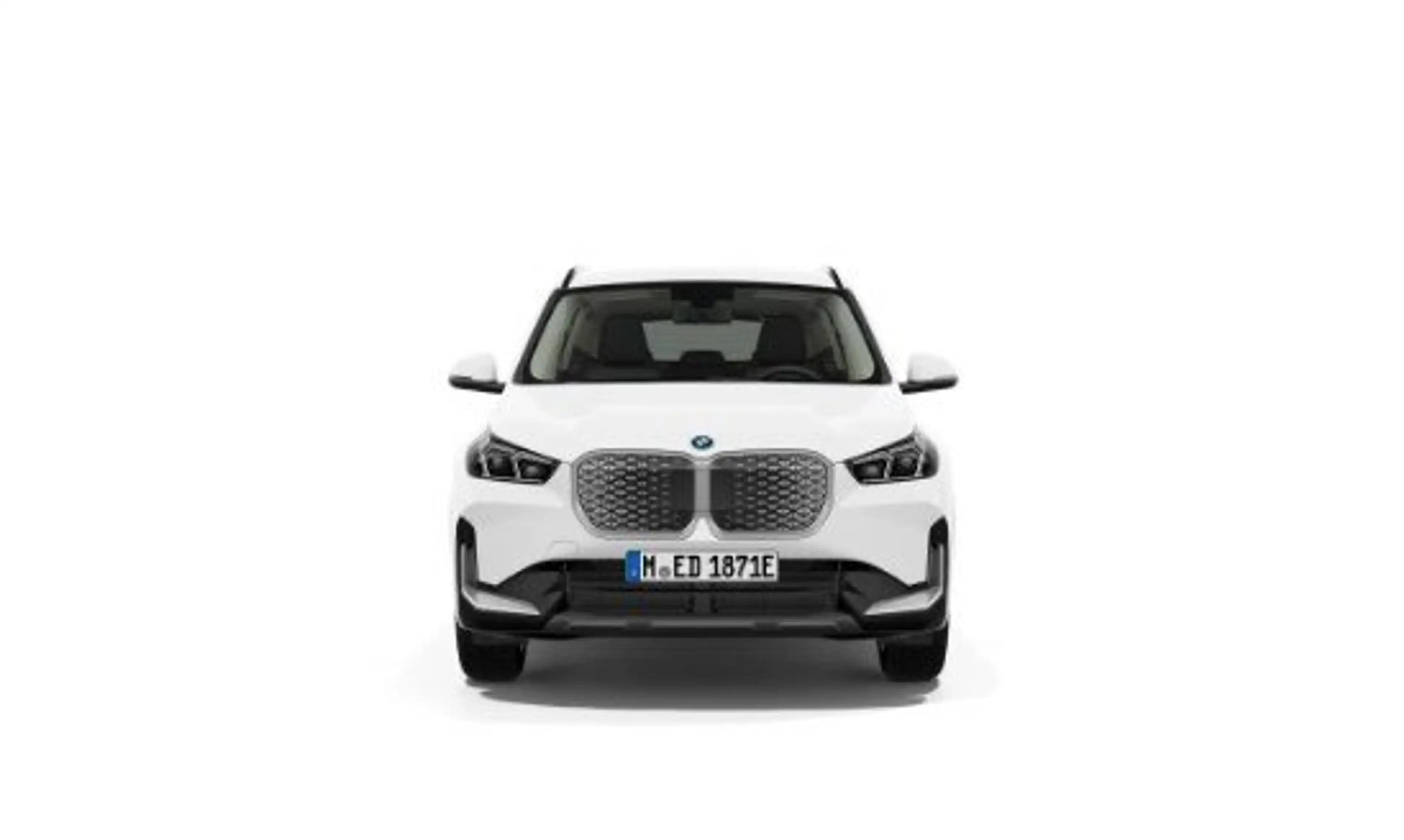 BMW iX1 eDrive20 18LM+AHK+LED+KAMERA+NAVI+PREMIUMPAKET — photo 3
