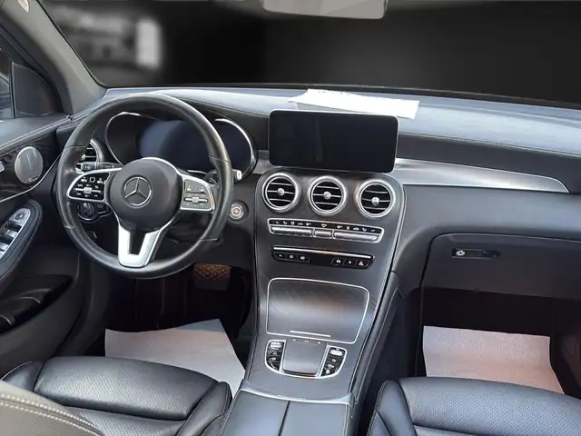 Mercedes-Benz GLC view 15