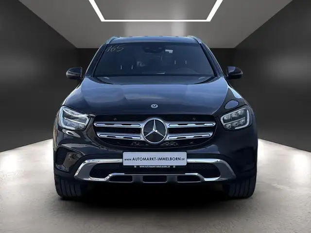 Mercedes-Benz GLC view 8