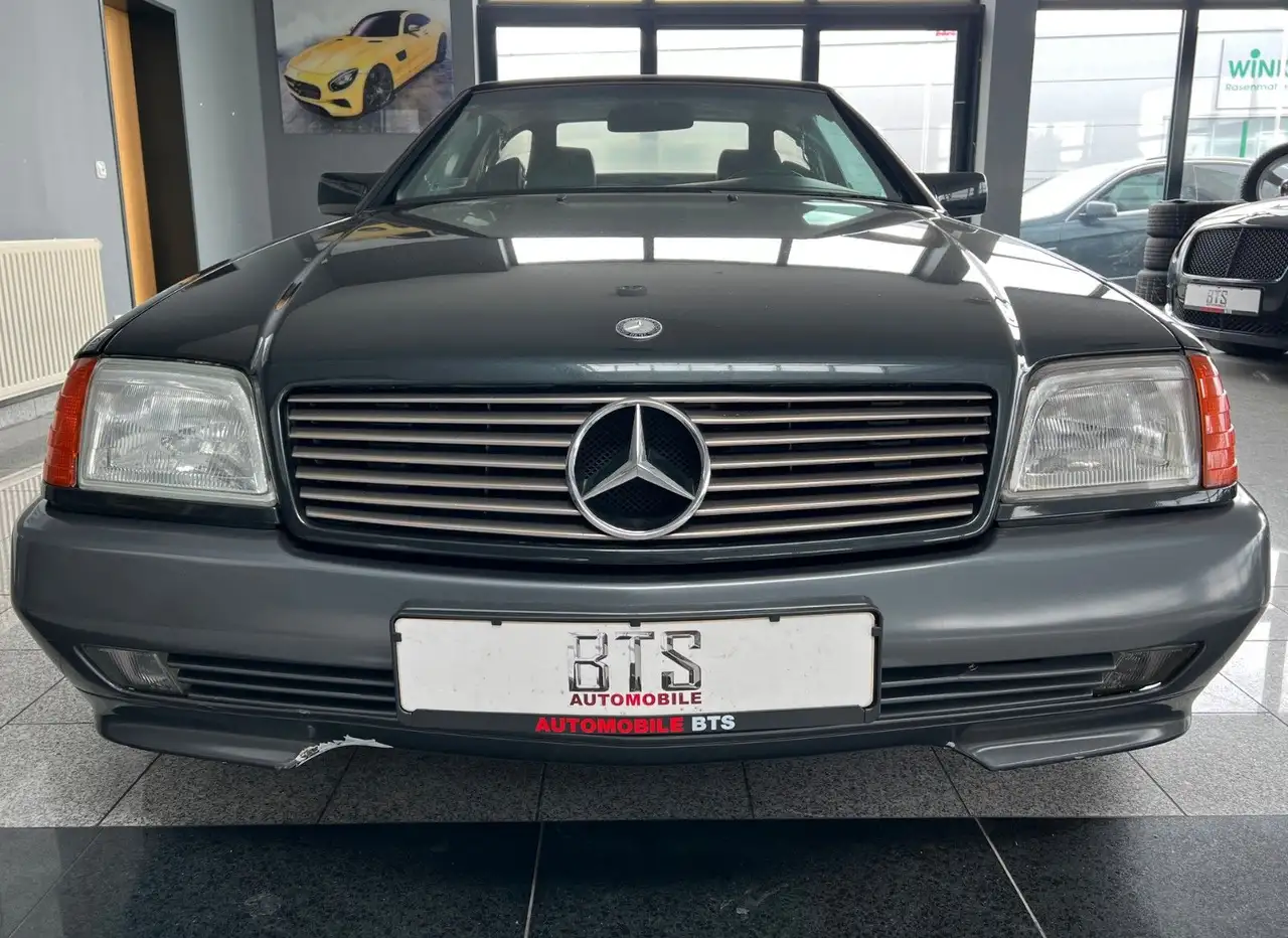 Mercedes-Benz SL 300