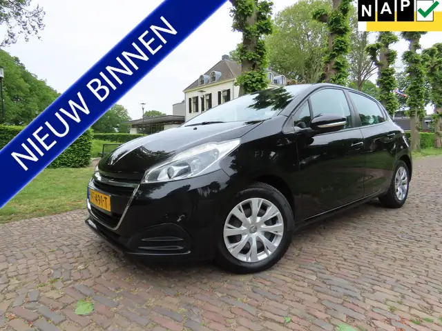Peugeot 208 1.2 PureTech Active Airco Cruisecontrol Carplay Xe