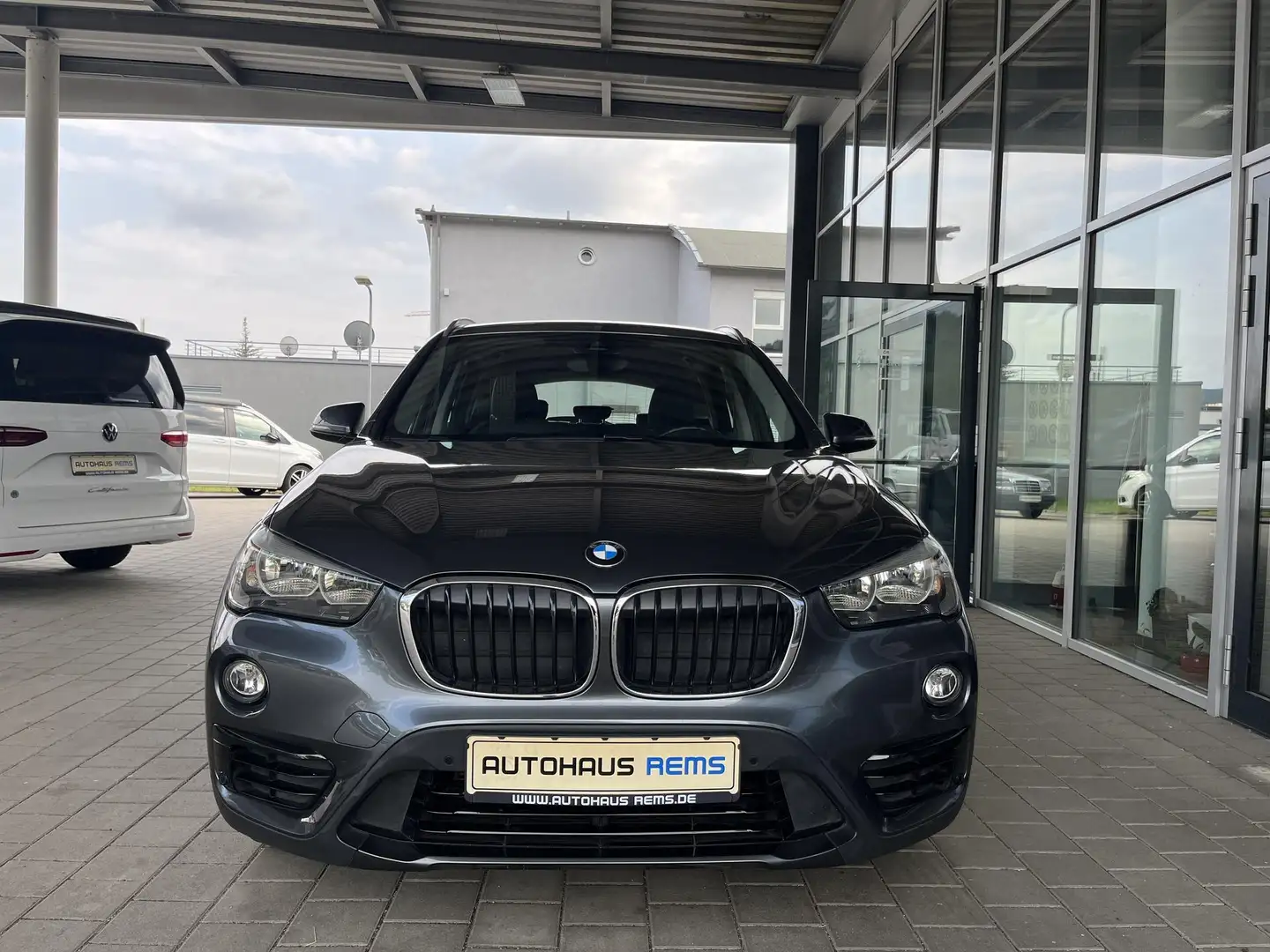 BMW X1 BMW X1 Navi, Parkassistent, Anhängerkupplung Gris - 2