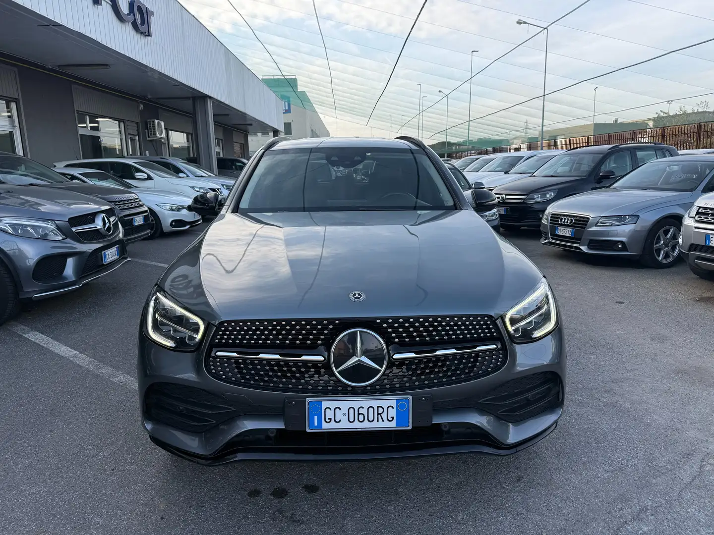 Mercedes-Benz GLC 300 d Premium 4matic auto Grau - 2