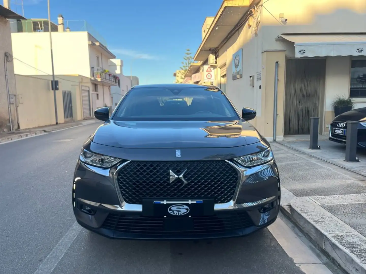 DS Automobiles DS 7 Crossback BlueHDi 130 Aut. Business Gris - 1