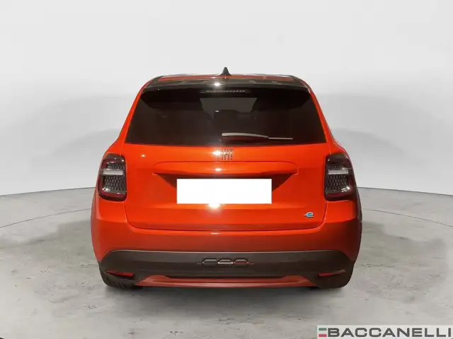 Fiat 600e view 3