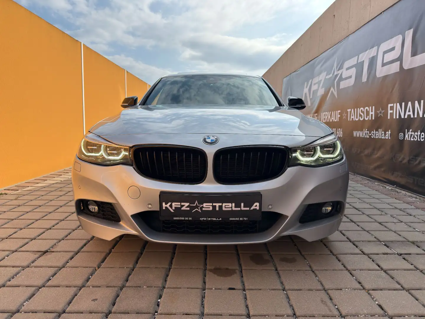 BMW 320 320d Gran Turismo / M-Paket / Pano / *MEGA* Silber - 2