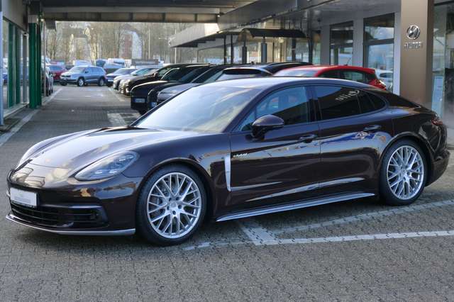 Imagine Porsche Panamera 4 E-Hybrid*ALLRAD*BOSE*