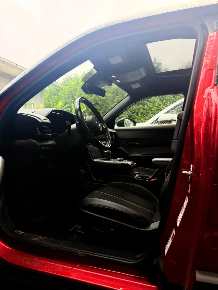 Mazda MX-30 снимка Mazda MX-30