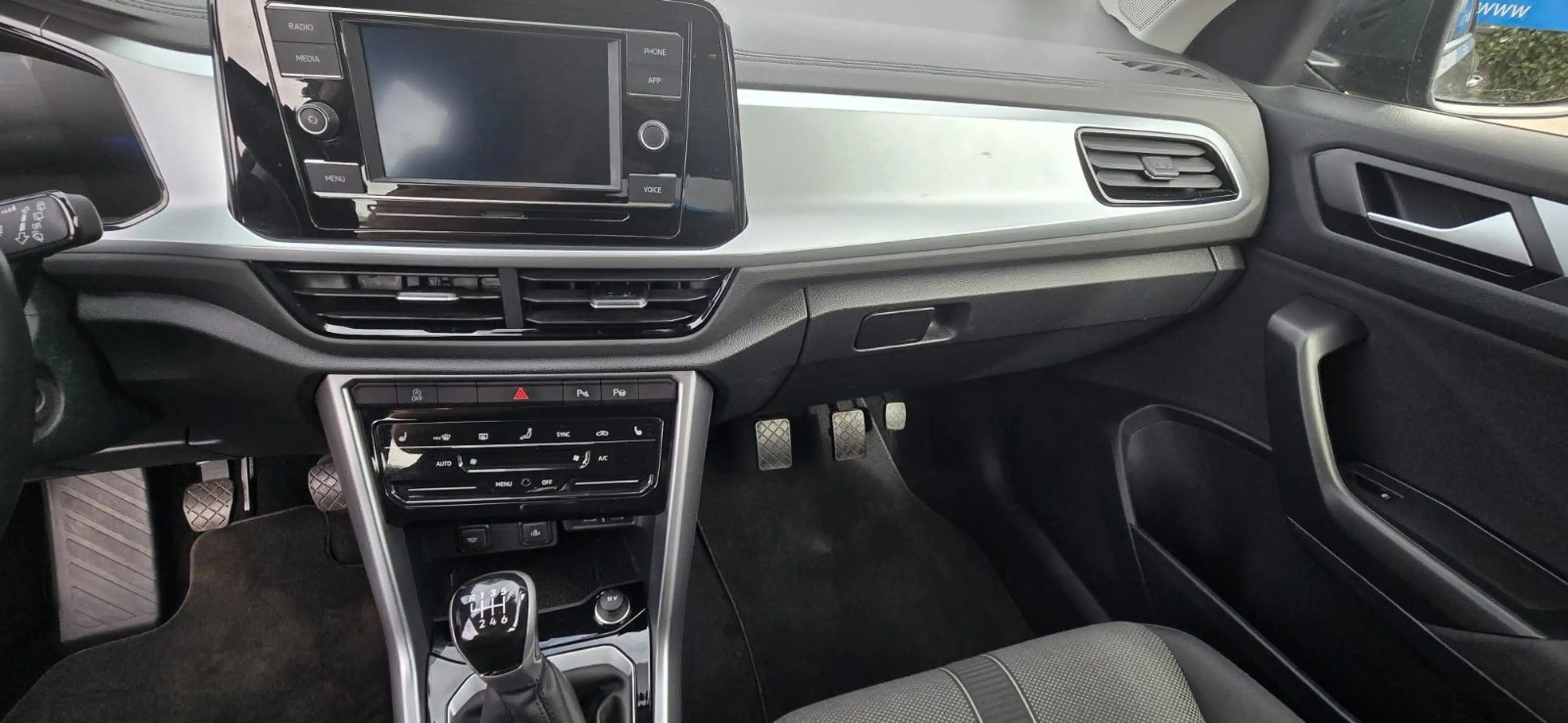 Volkswagen T-Roc Life 2,0TDI Fahrschule — photo 8