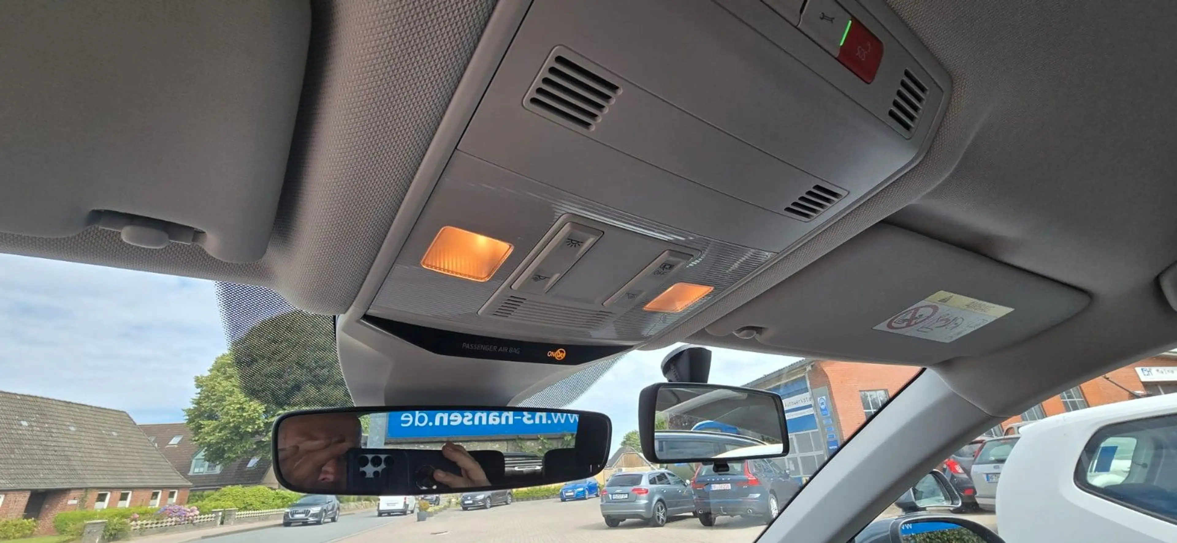 Volkswagen T-Roc Life 2,0TDI Fahrschule — photo 5
