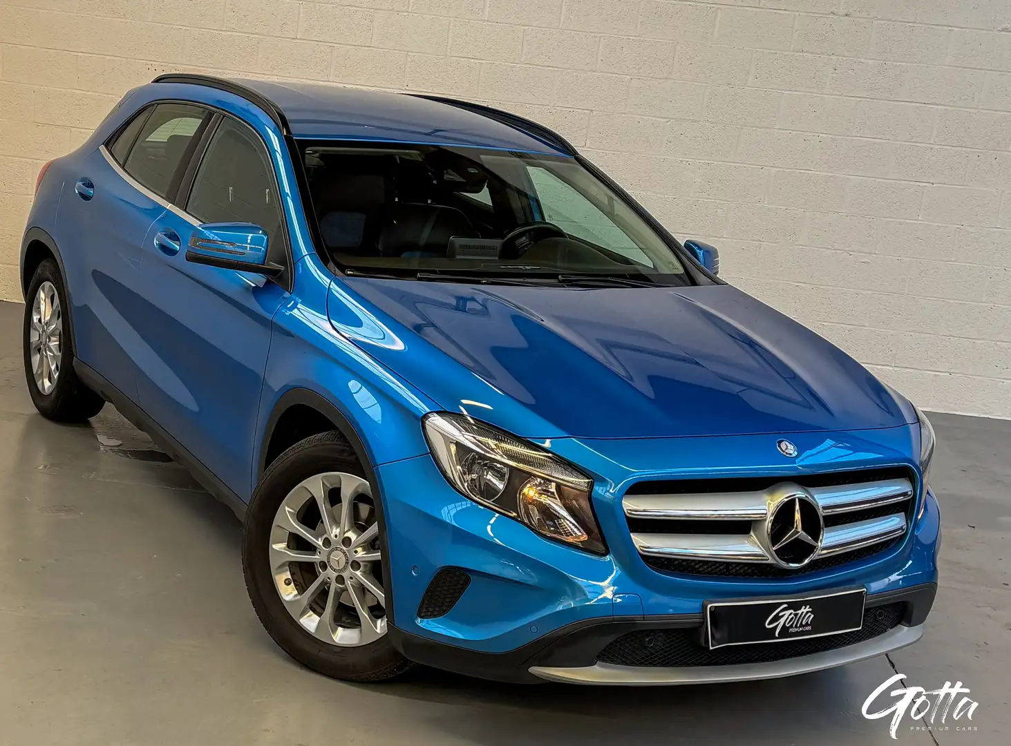 Mercedes-Benz GLA 200 d 136CH *** CUIR/ GPS/ CAMERA/ ATTACHE REMORQUE Kék - 2