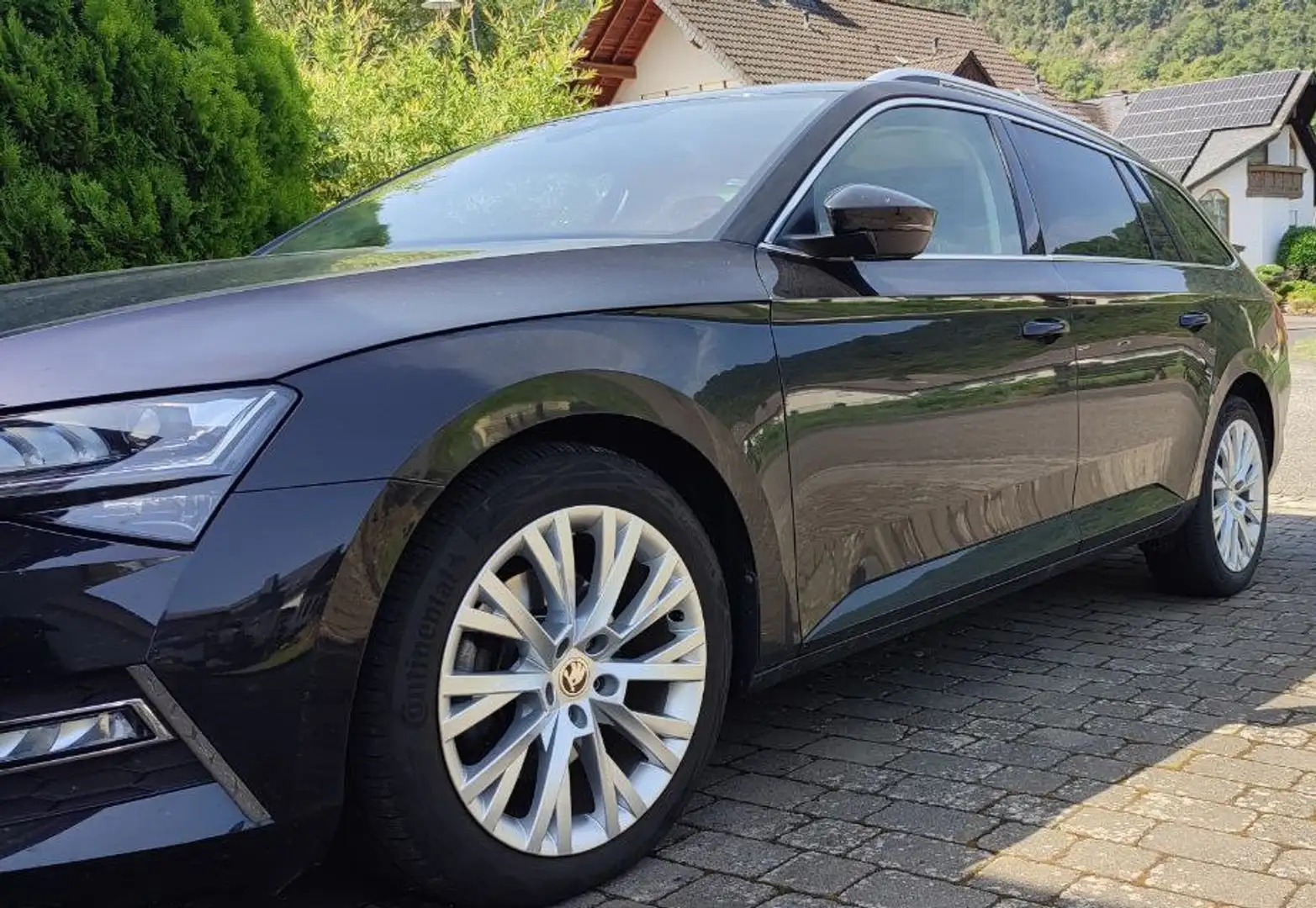 Skoda Superb Superb III Combi iV Combi 1.4 TSI iV DSG Style Schwarz - 2