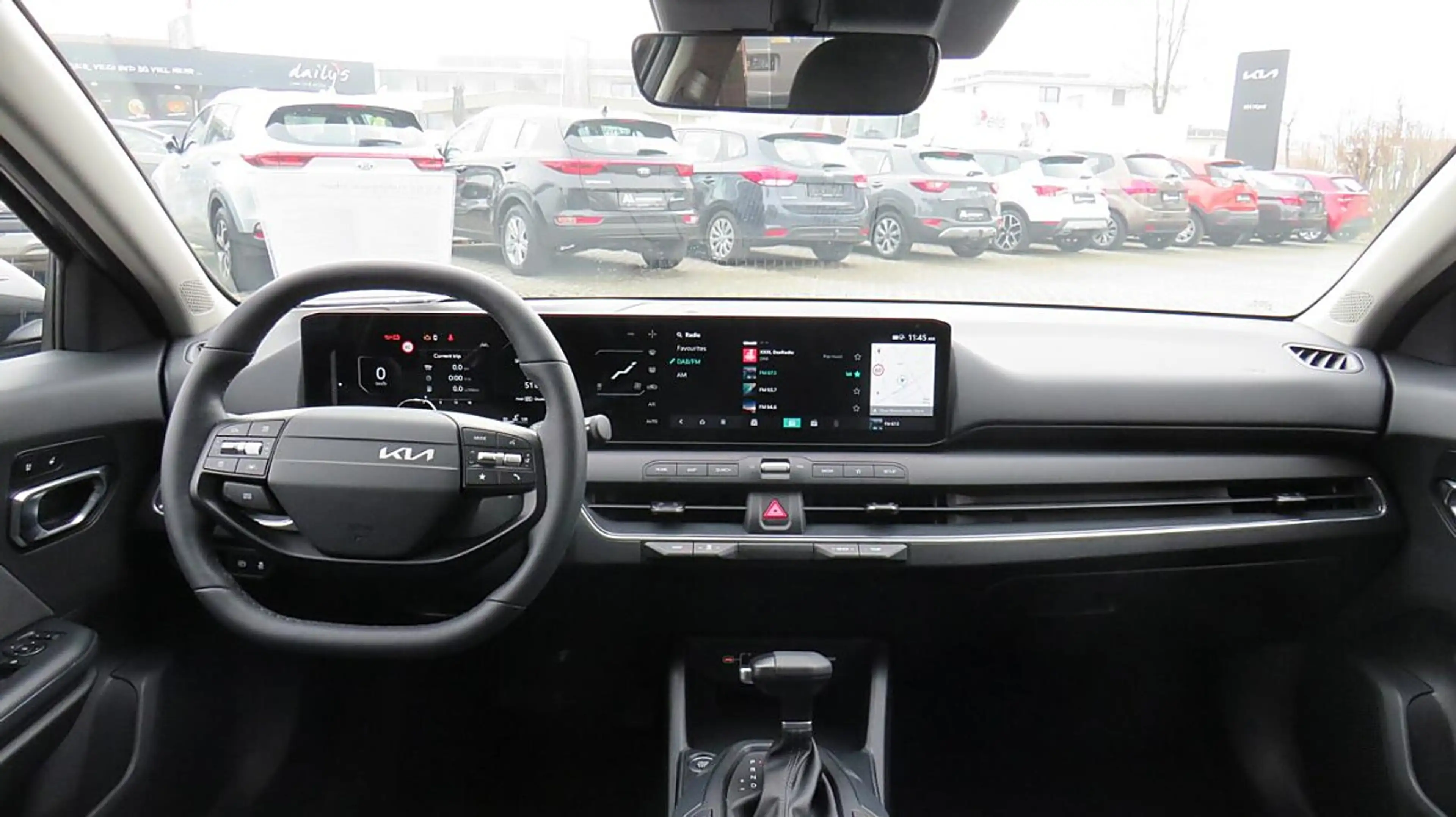 Kia K4 HB Silber 1,0 TGDI DCT7 48V 115PS — photo 14