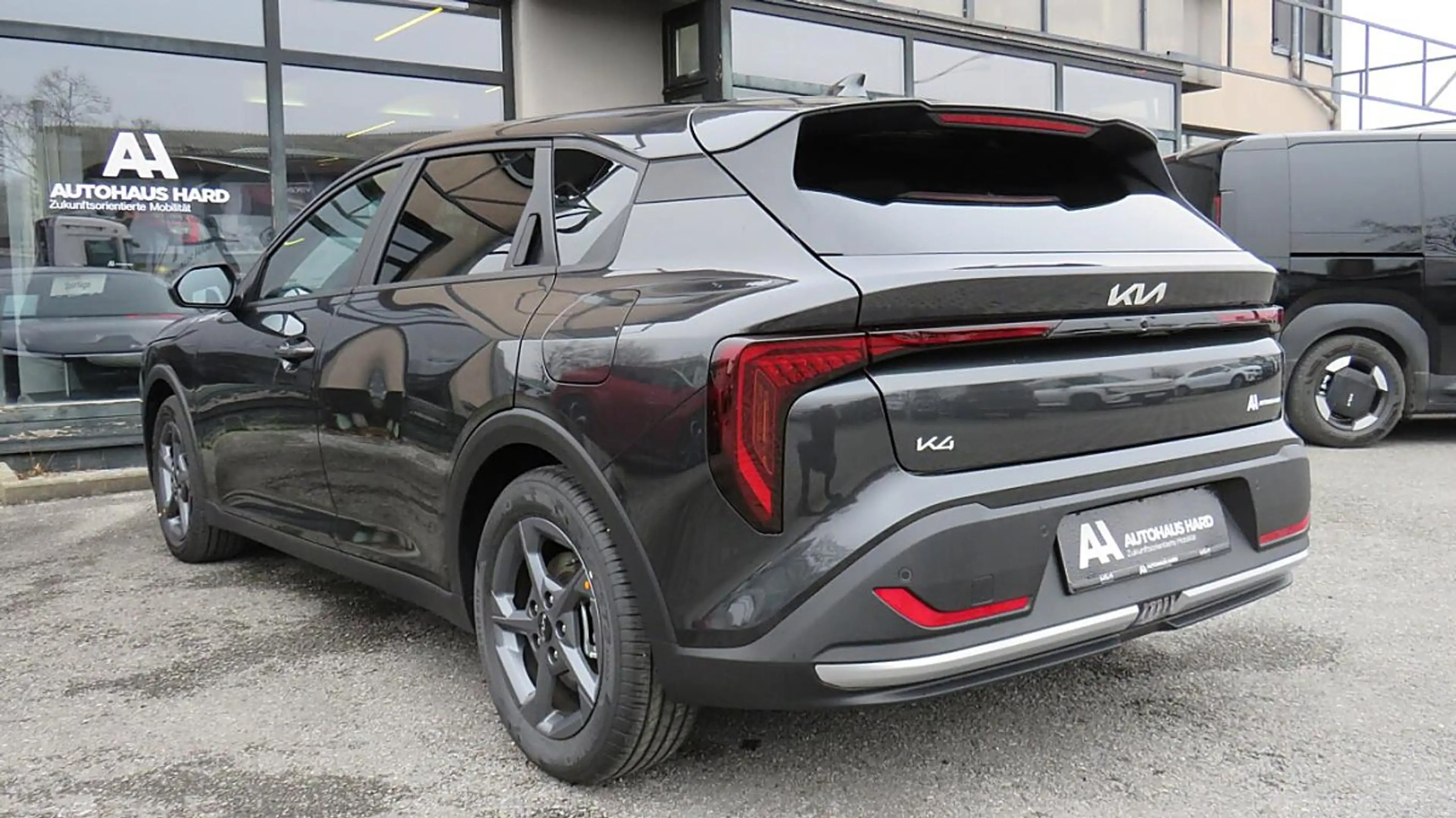 Kia K4 HB Silber 1,0 TGDI DCT7 48V 115PS — photo 10