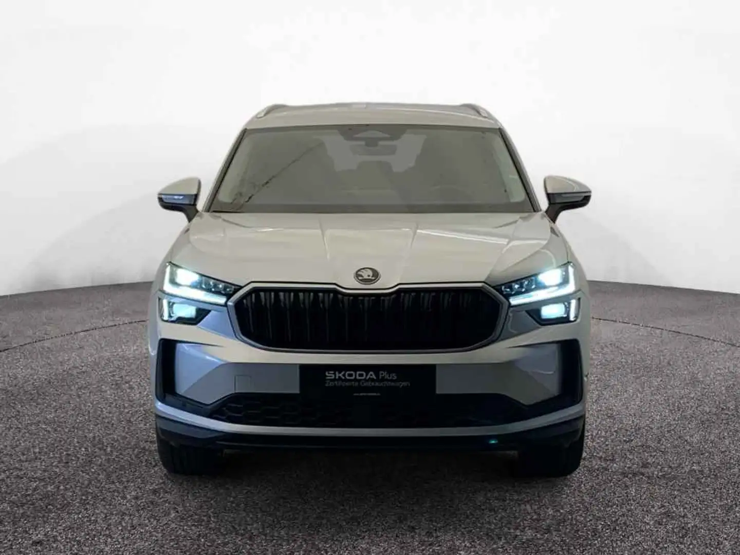 Skoda Kodiaq Selection 1.5 TSI iV DSG *AHK*MATRIX*NAV* Silber - 2