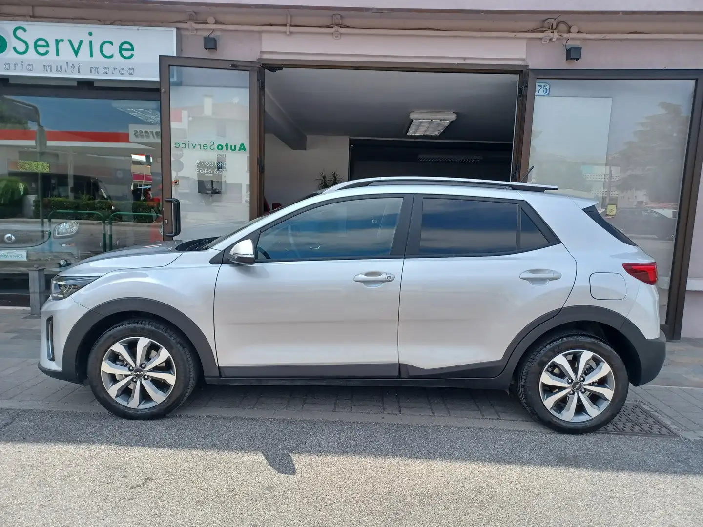 Kia Stonic 1.2 Style 84cv Grigio - 2