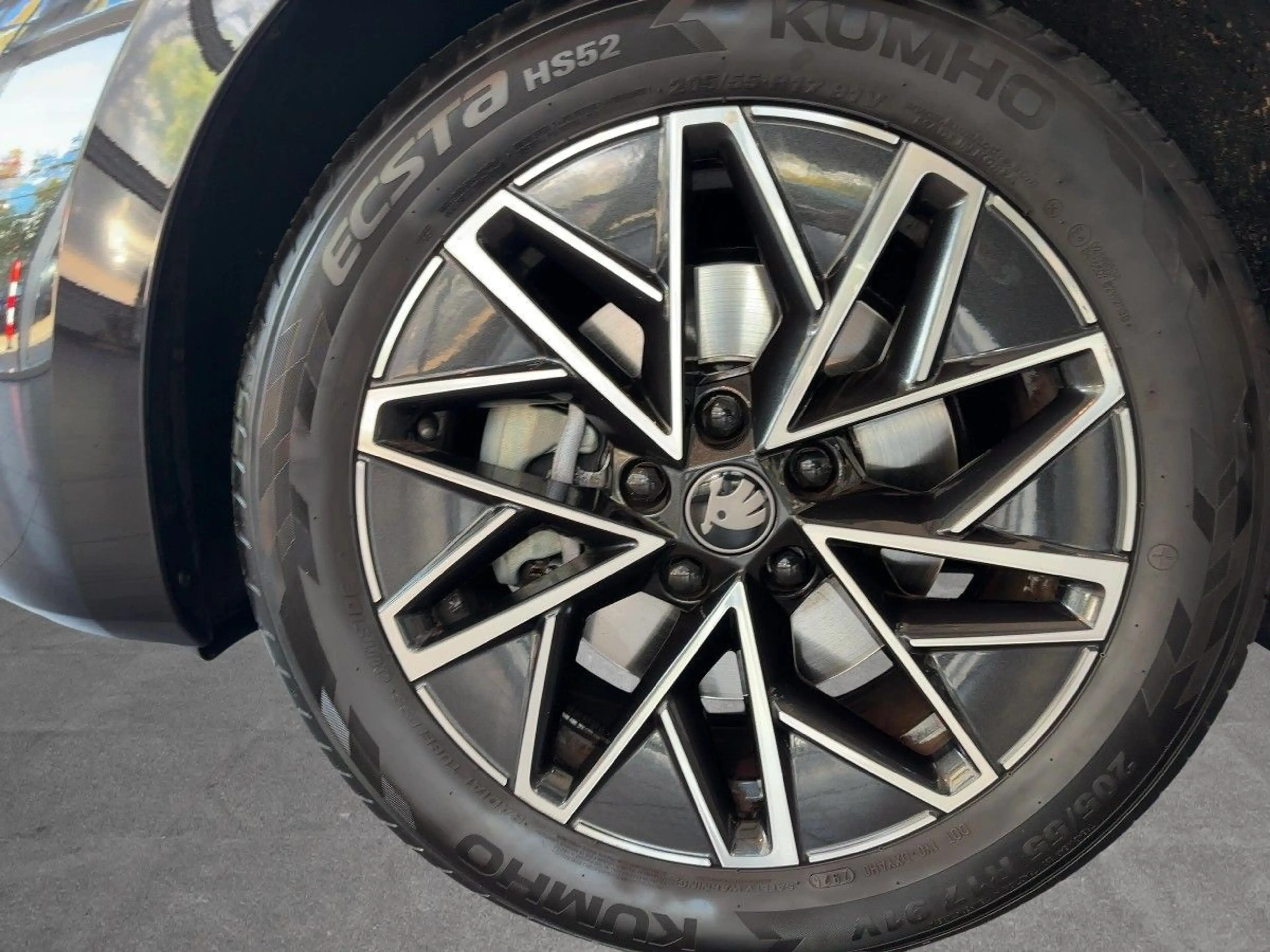 Skoda Octavia Combi 2.0TSI DSG 4x4 Balance Vorb.AHK — photo 12