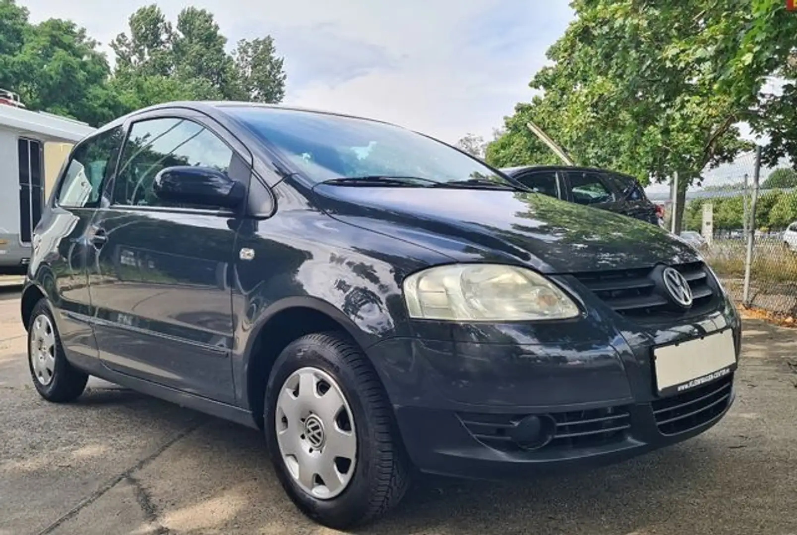 Volkswagen Fox 1.2 Refresh Klima/ZV+FB,ele.Fenster/Allw. Gris - 2