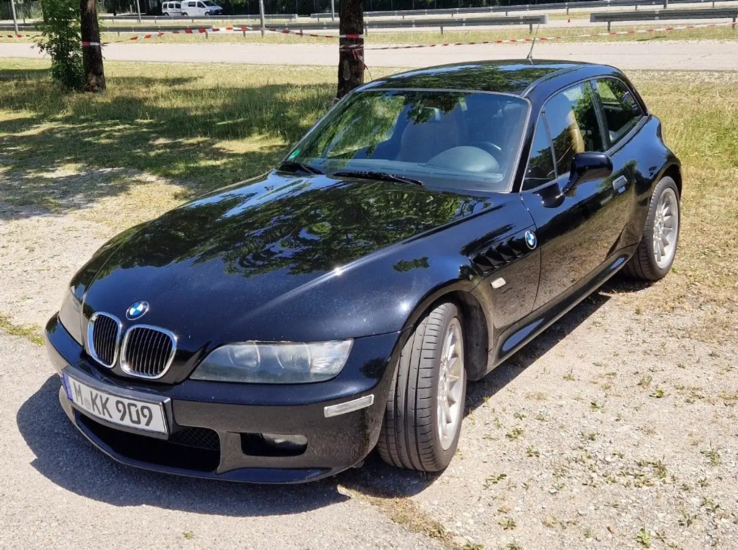 BMW Z3 Z 3 3,0 coupé Schwarz - 1