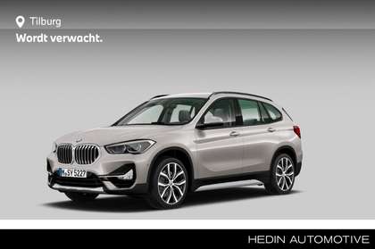 BMW X1 sDrive20i High Executive Edition | BMW Head-Up Dis