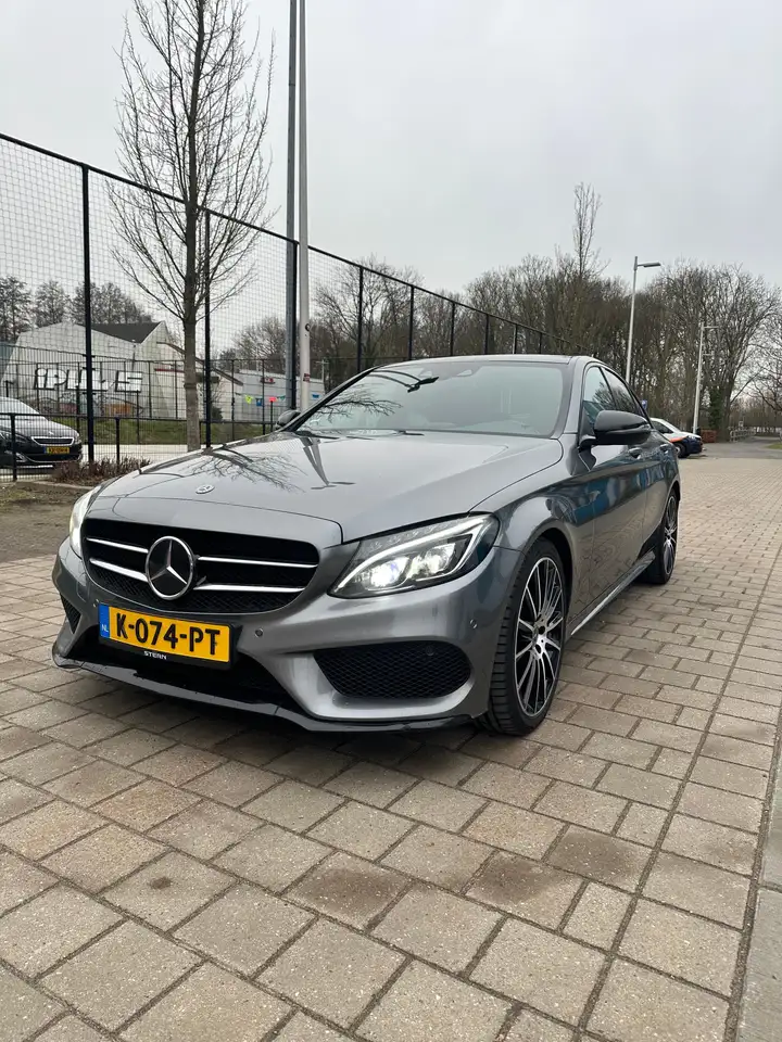 Mercedes-Benz C 300