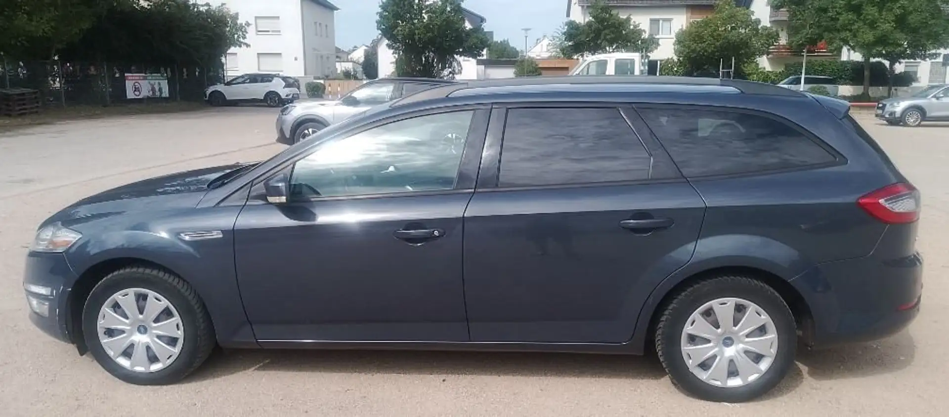 Ford Mondeo Mondeo Turnier 1.6 EcoBoost Start-Stopp Trend Bleu - 2