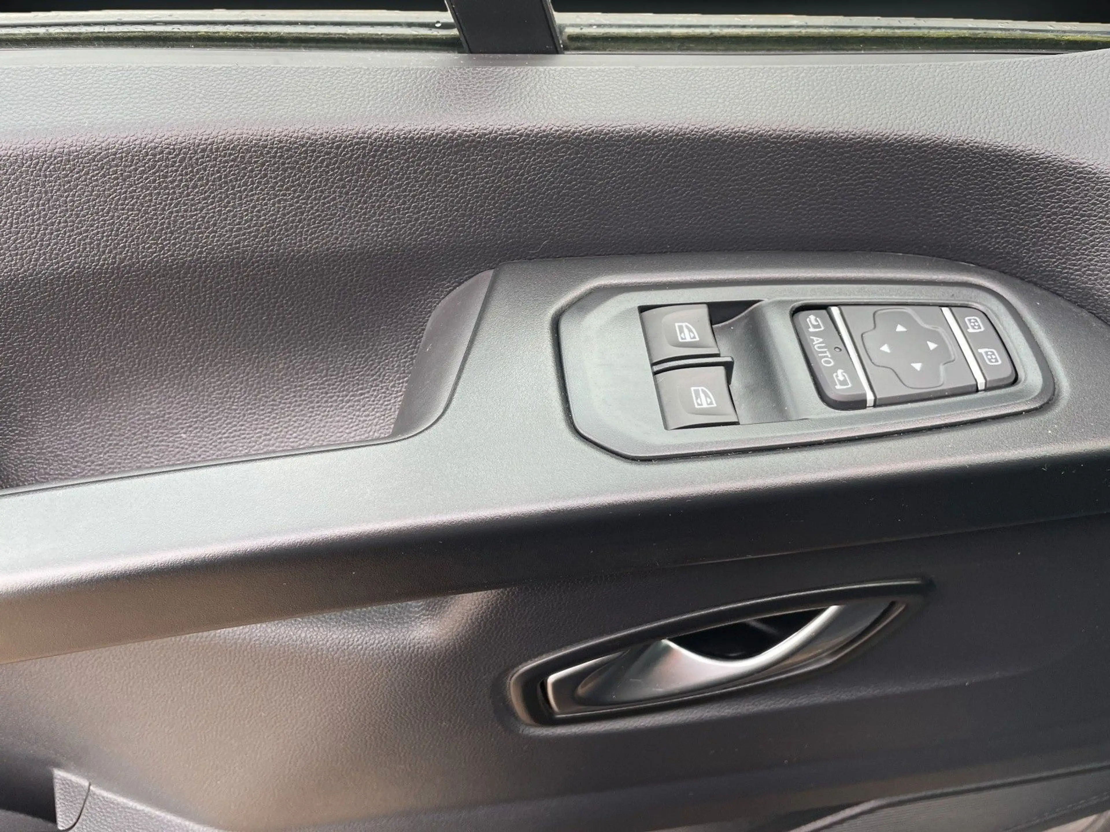 Nissan Primastar TEKNA ( * GARANTIE BIS 12 / 2029 * ) — photo 4