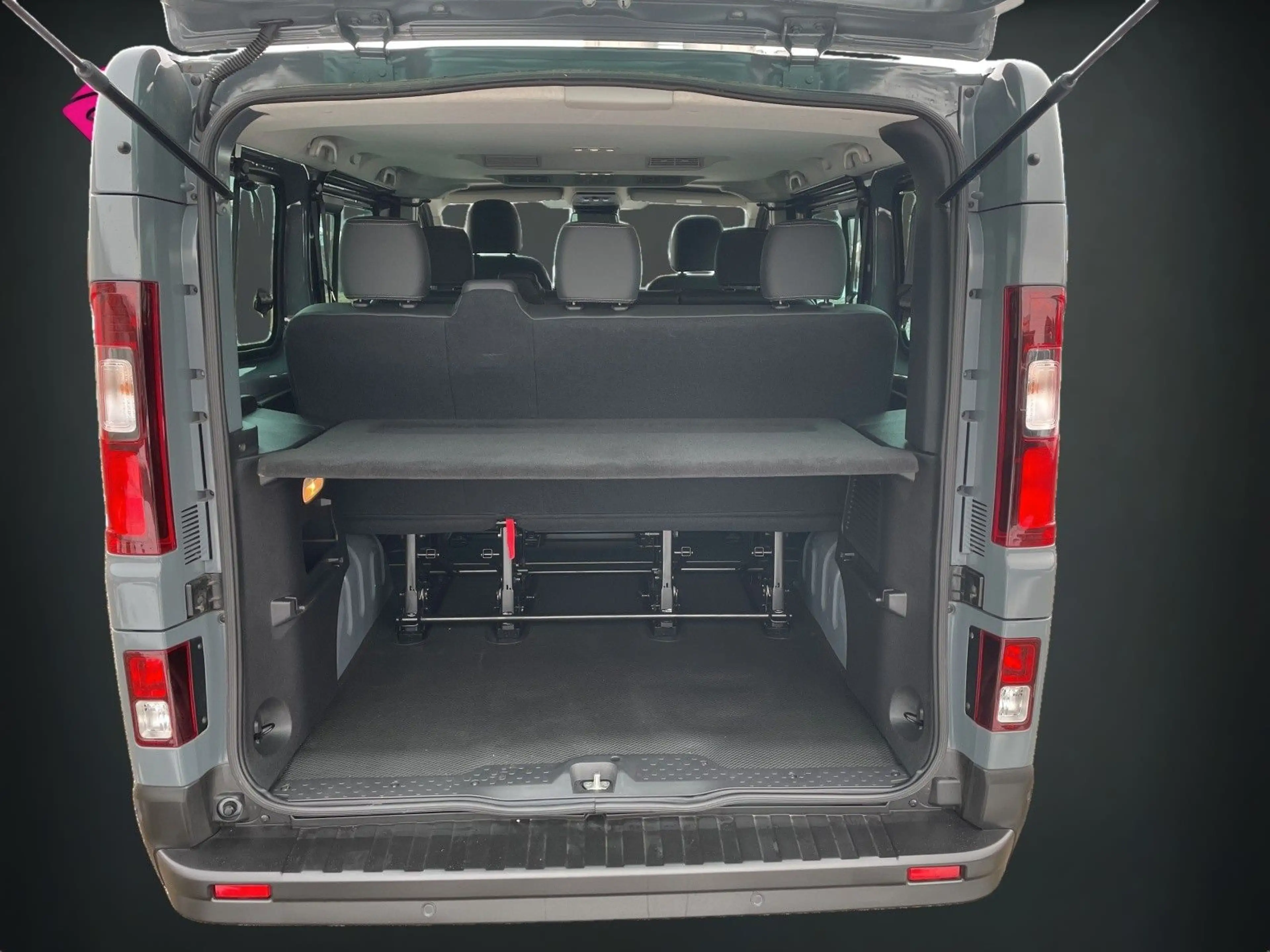 Nissan Primastar TEKNA ( * GARANTIE BIS 12 / 2029 * ) — photo 14