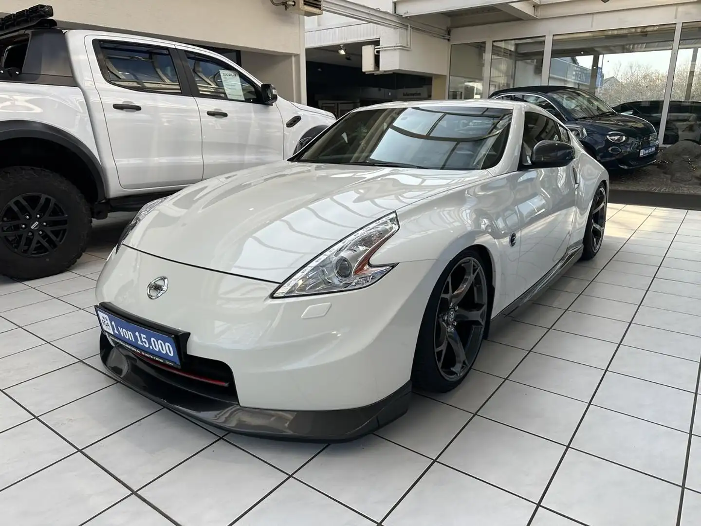Nissan 370Z Nismo V1 / Invidia Abgasanlage - 1