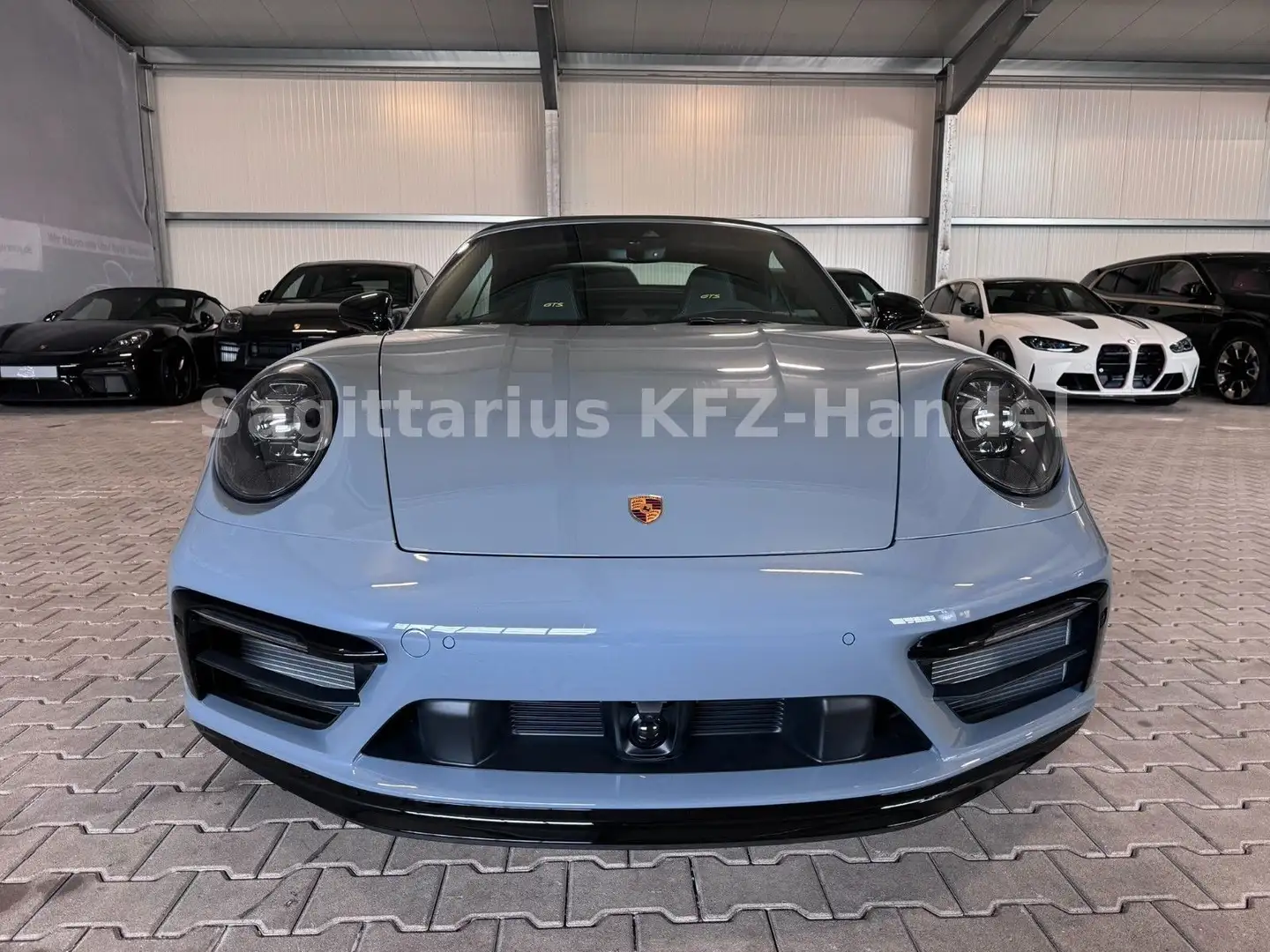Porsche 992 911 Carrera 4 GTS Cabrio/Burmester /Lift/Carbon Grey - 2