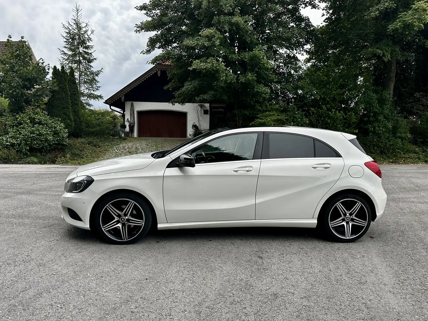 Mercedes-Benz A 200 CDI BlueEfficiency Weiß - 2