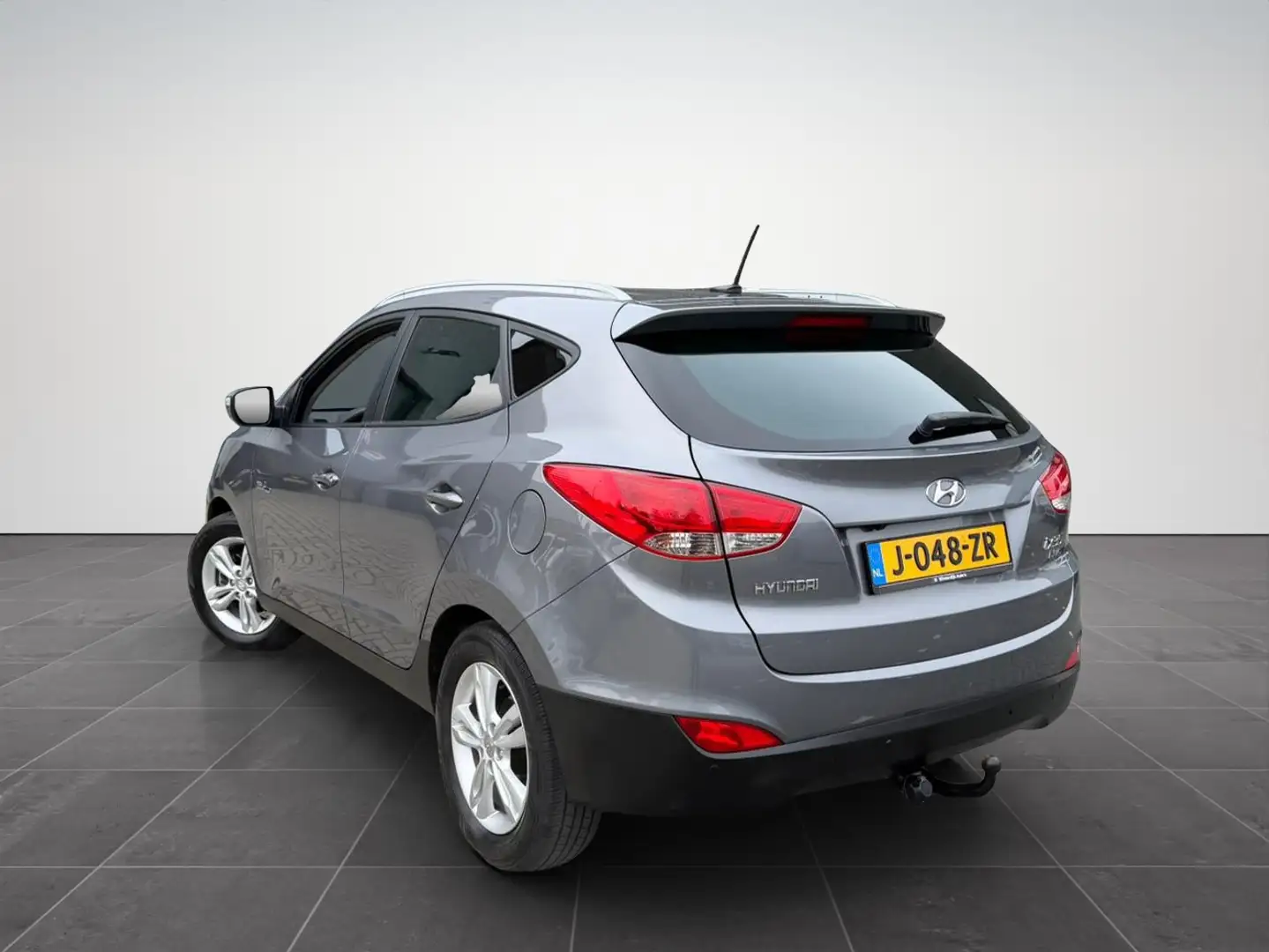 Hyundai iX35 1.6i GDI Clima|Achteruitrijcamera|Trekhaak|NAP Gris - 2