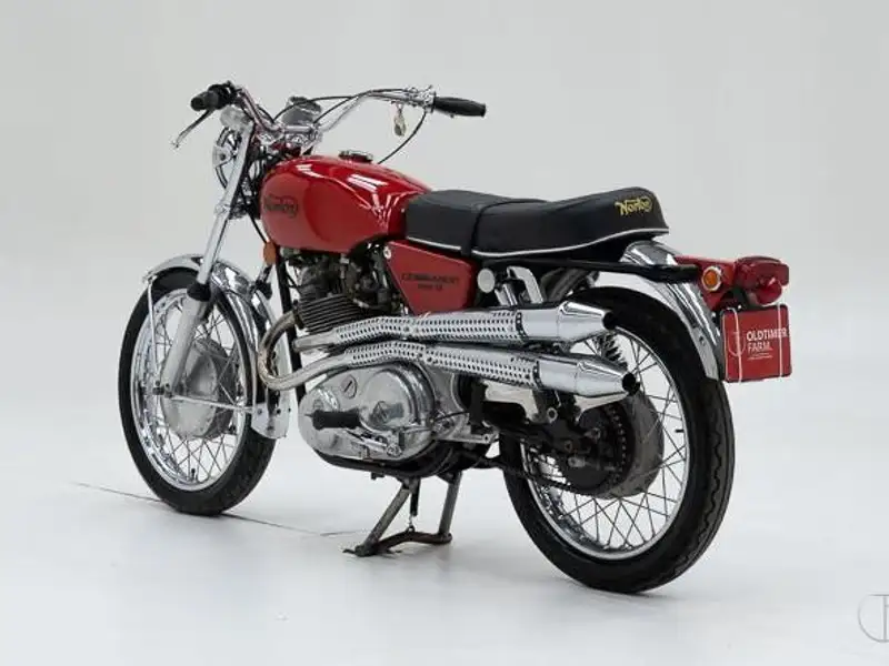 Norton Commando - foto 4