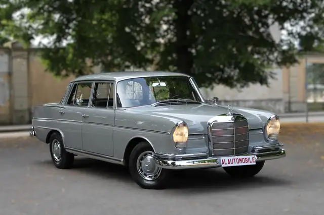 Mercedes-Benz 300 SE W112 "Heckflossen" Conservato* Meravigliosa*