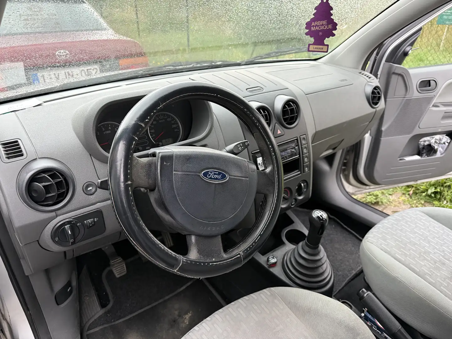 Ford Fusion 1.6i Trend - 2