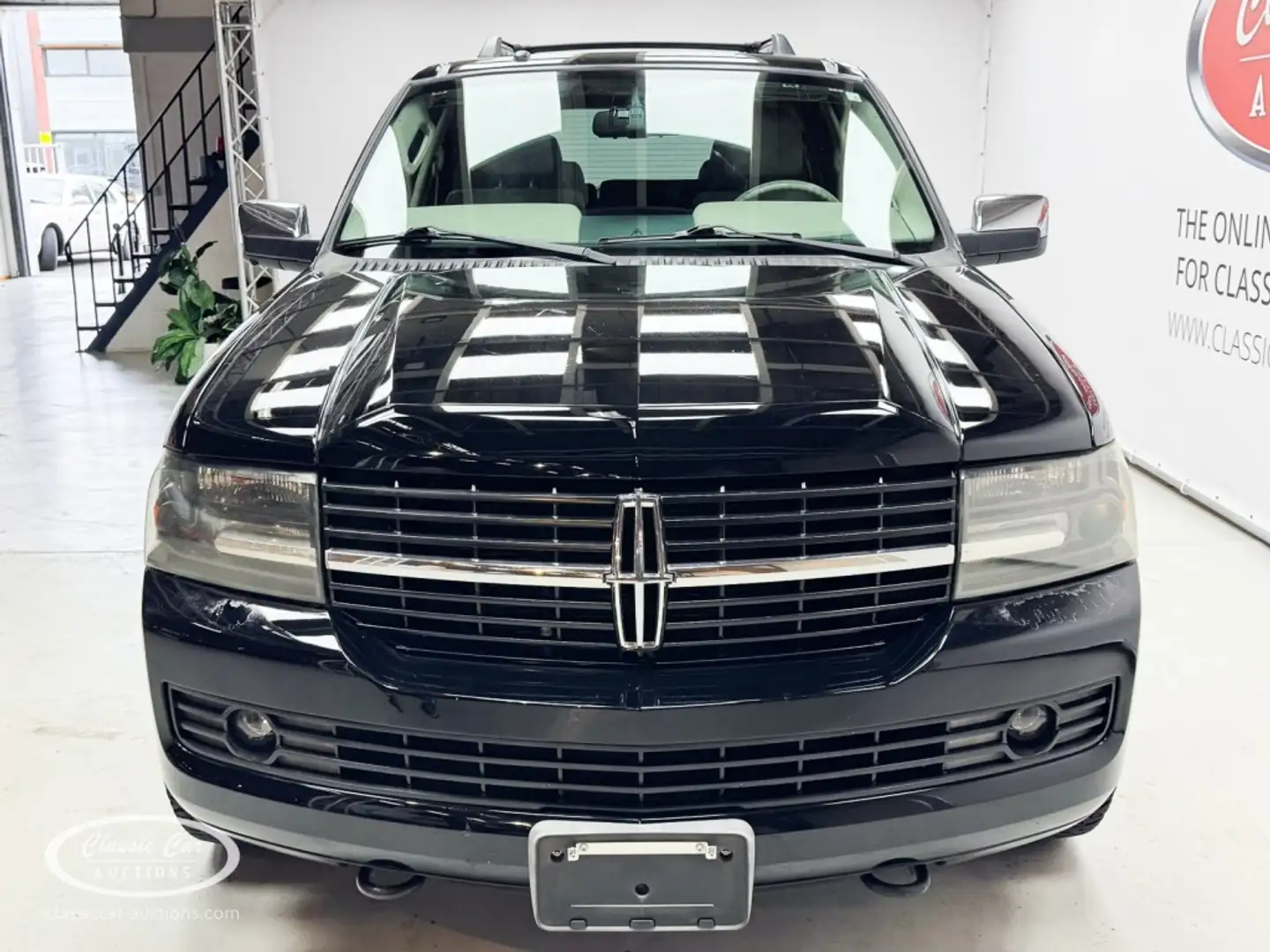 Lincoln Navigator V8  - ONLINE AUCTION Schwarz - 2