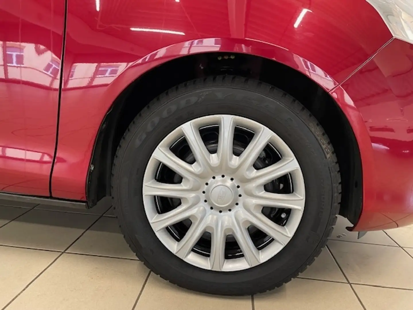 Ford B-Max Trend 1.0 EcoBoost Start Stop Rot - 2