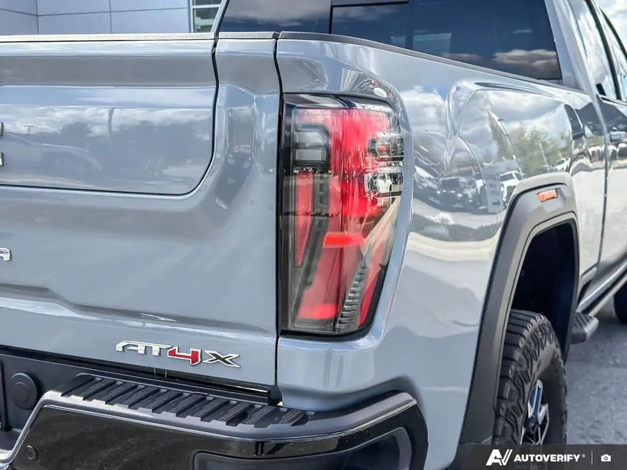 GMC Sierra 2500HD снимка GMC Sierra 2500HD