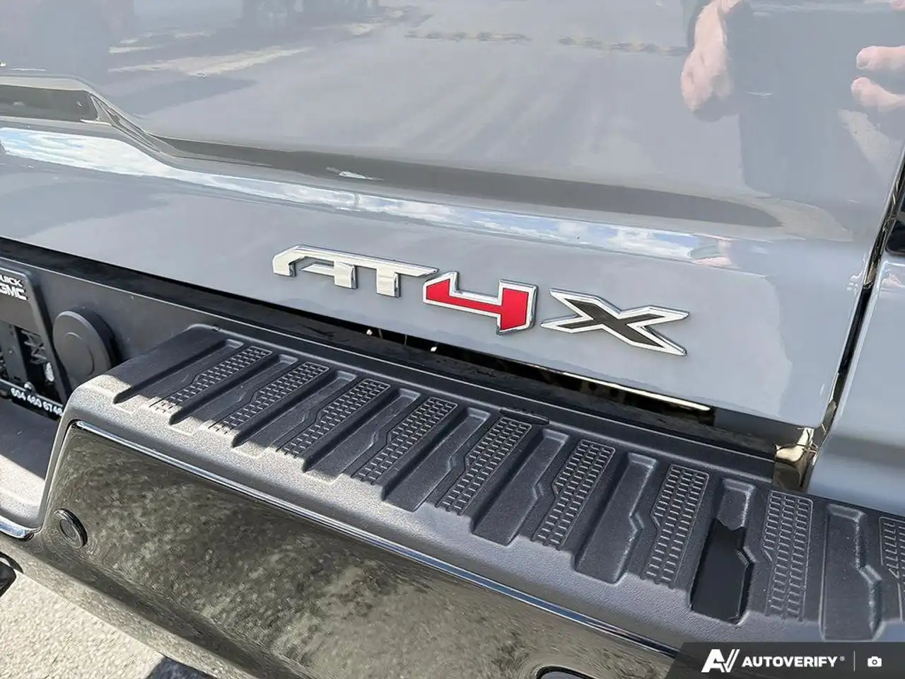 GMC Sierra 2500HD снимка GMC Sierra 2500HD