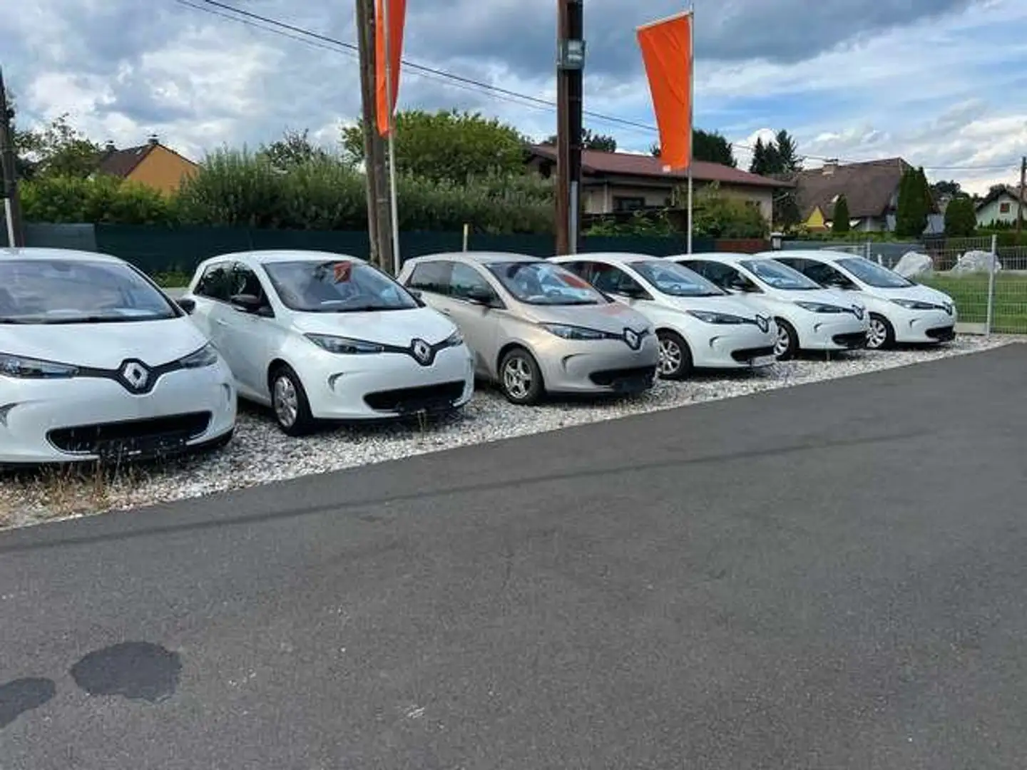 Renault ZOE R240 22kWh Intens KAUFAKKU keine MIETE Weiß - 1