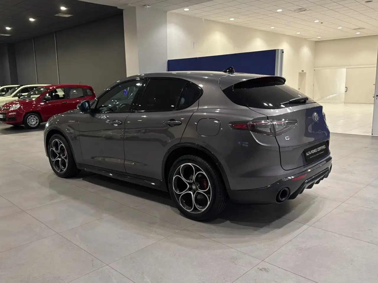 Alfa Romeo Stelvio 2025
