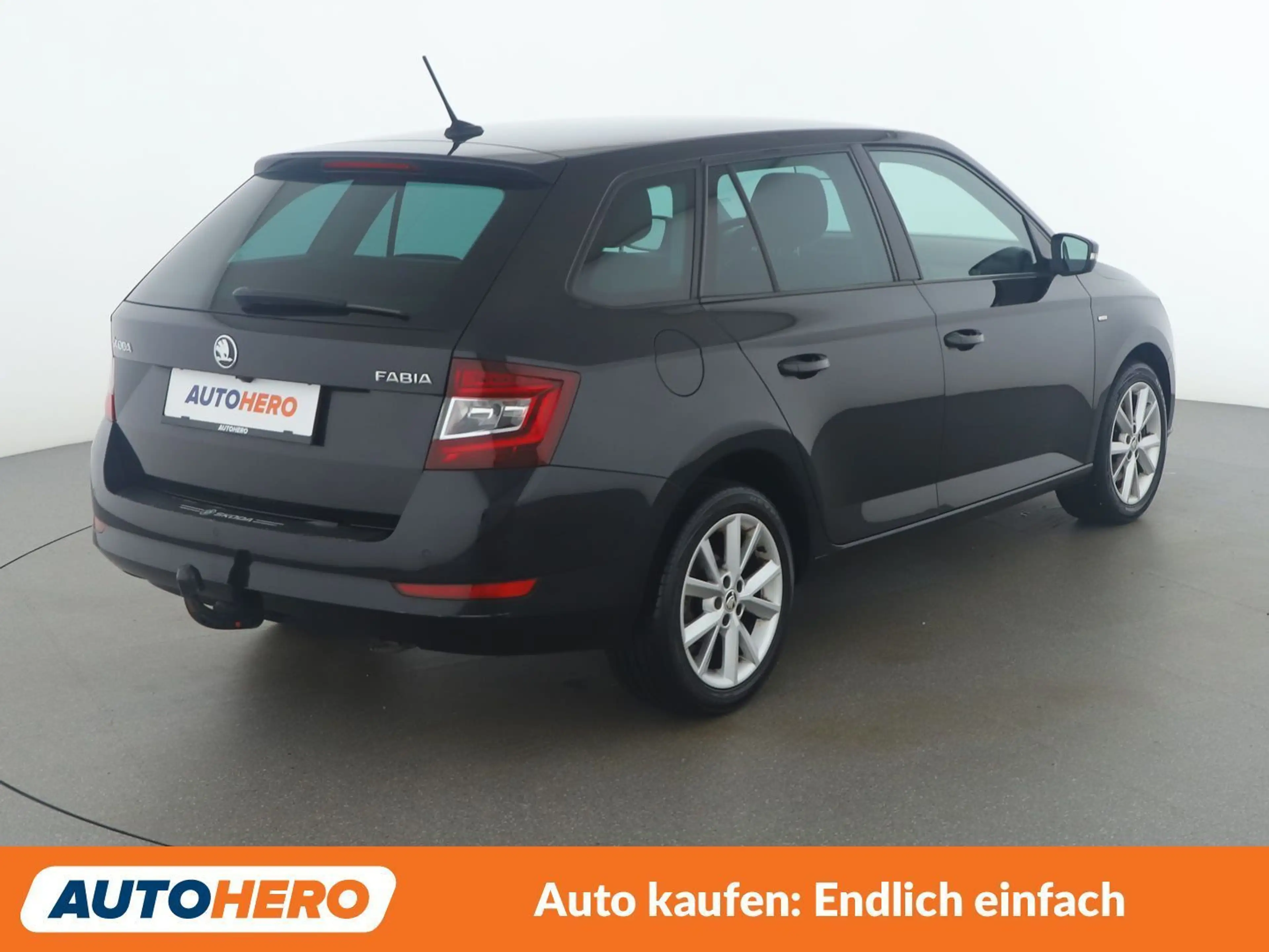 Skoda Fabia 1.0 TSI Clever — photo 6