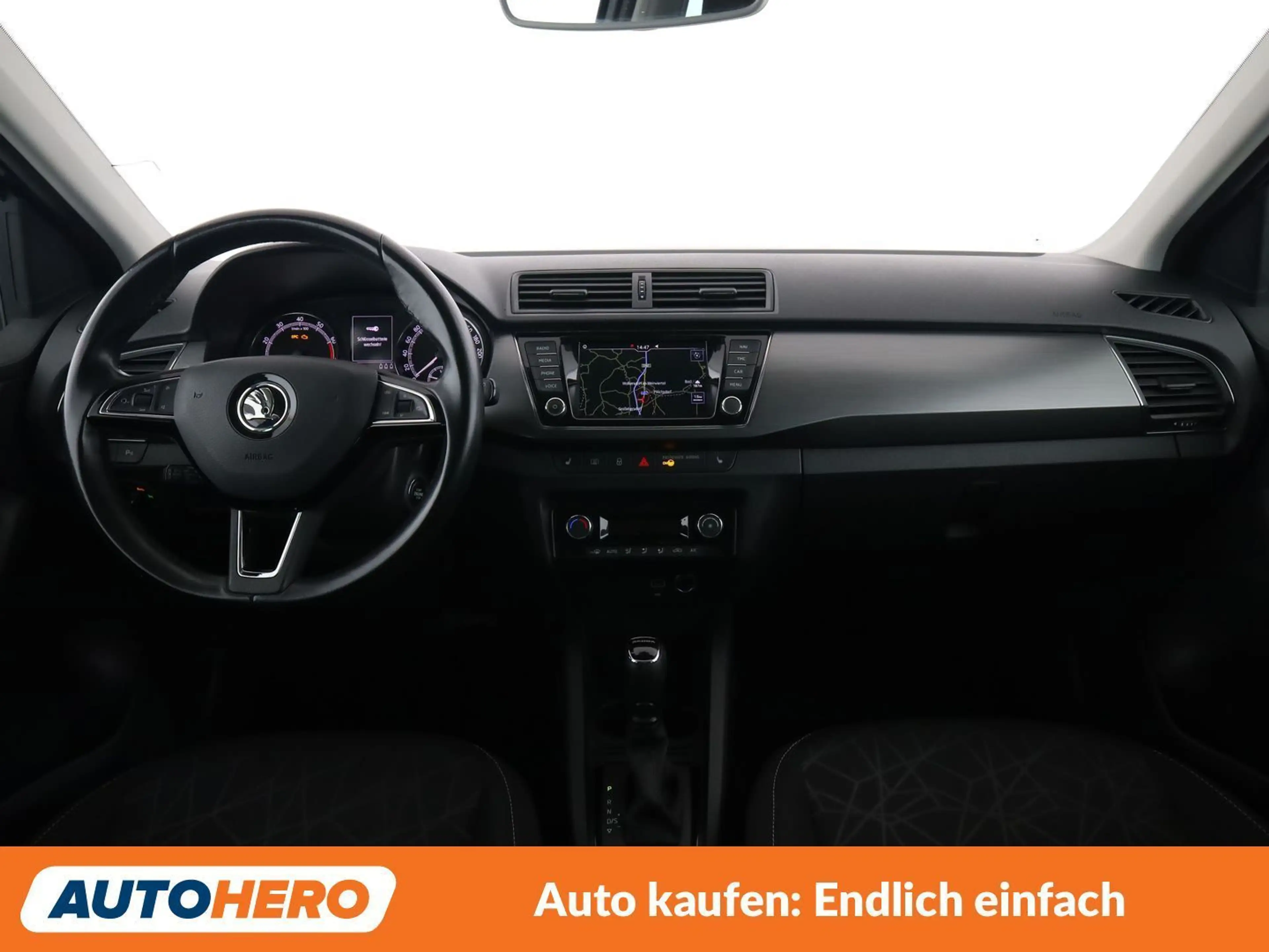 Skoda Fabia 1.0 TSI Clever — photo 12
