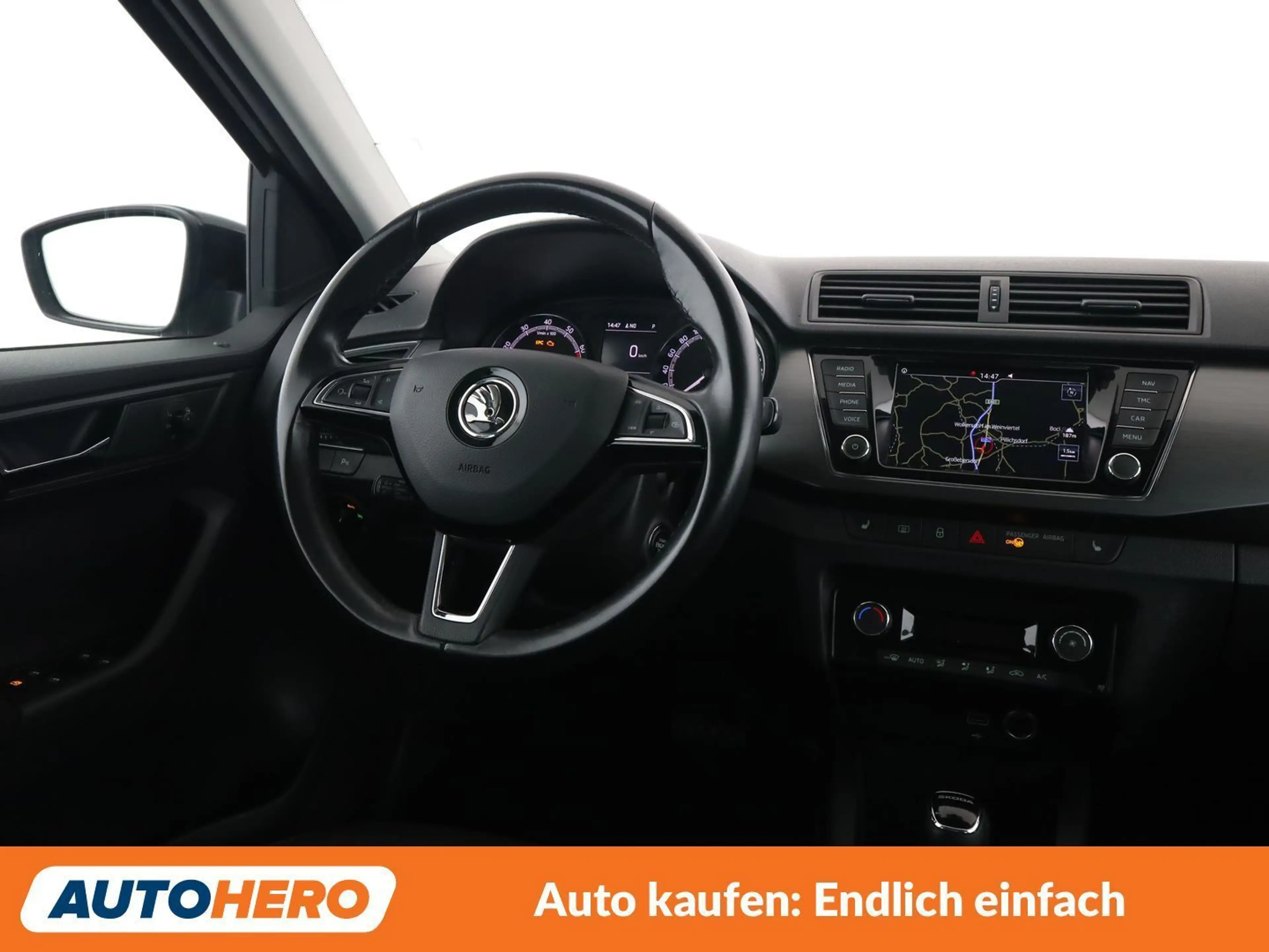 Skoda Fabia 1.0 TSI Clever — photo 13