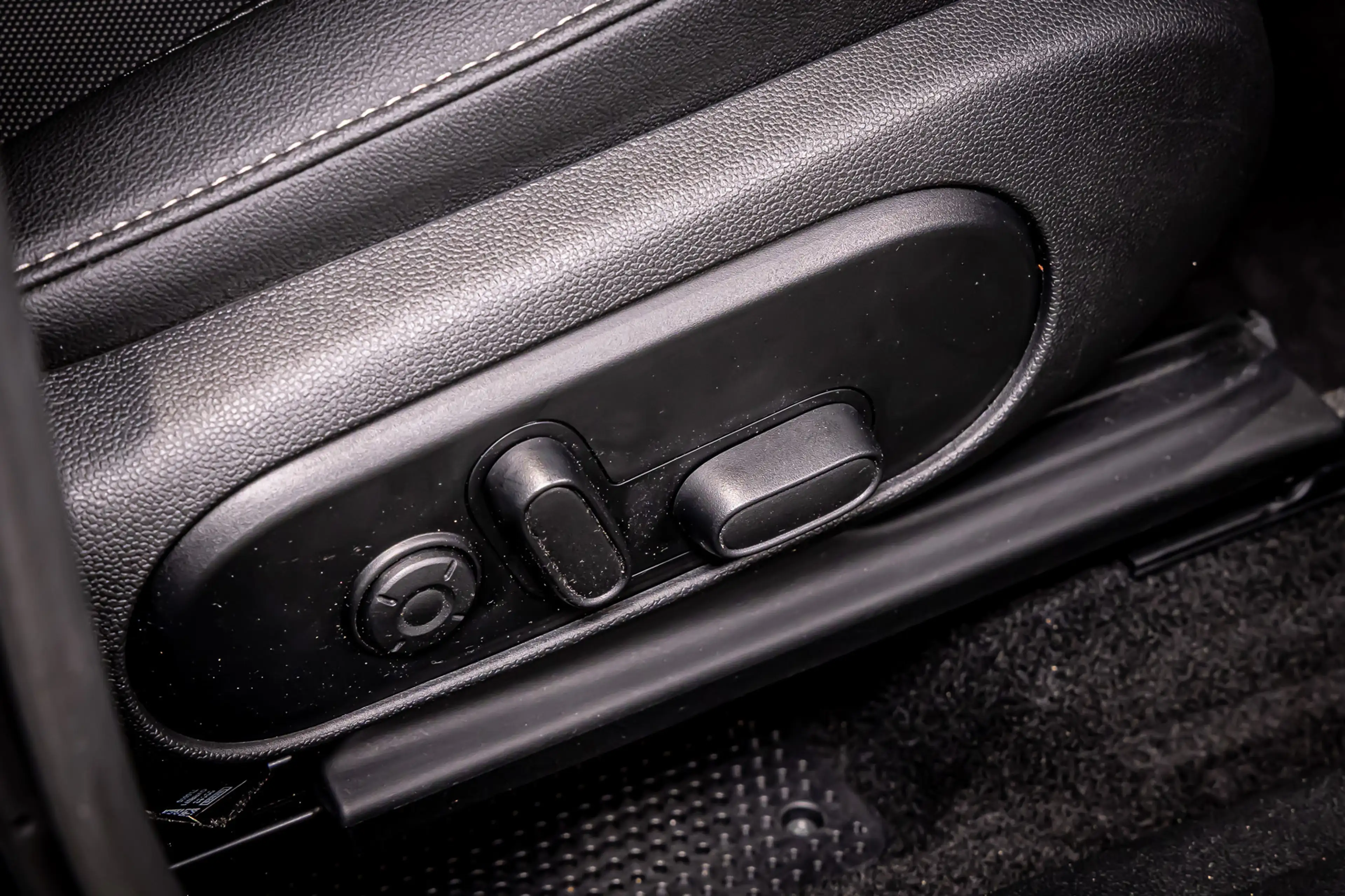 MINI Cooper SE Countryman 1.5 ALL4 Essential|HUD|Leder|Cam — photo 31