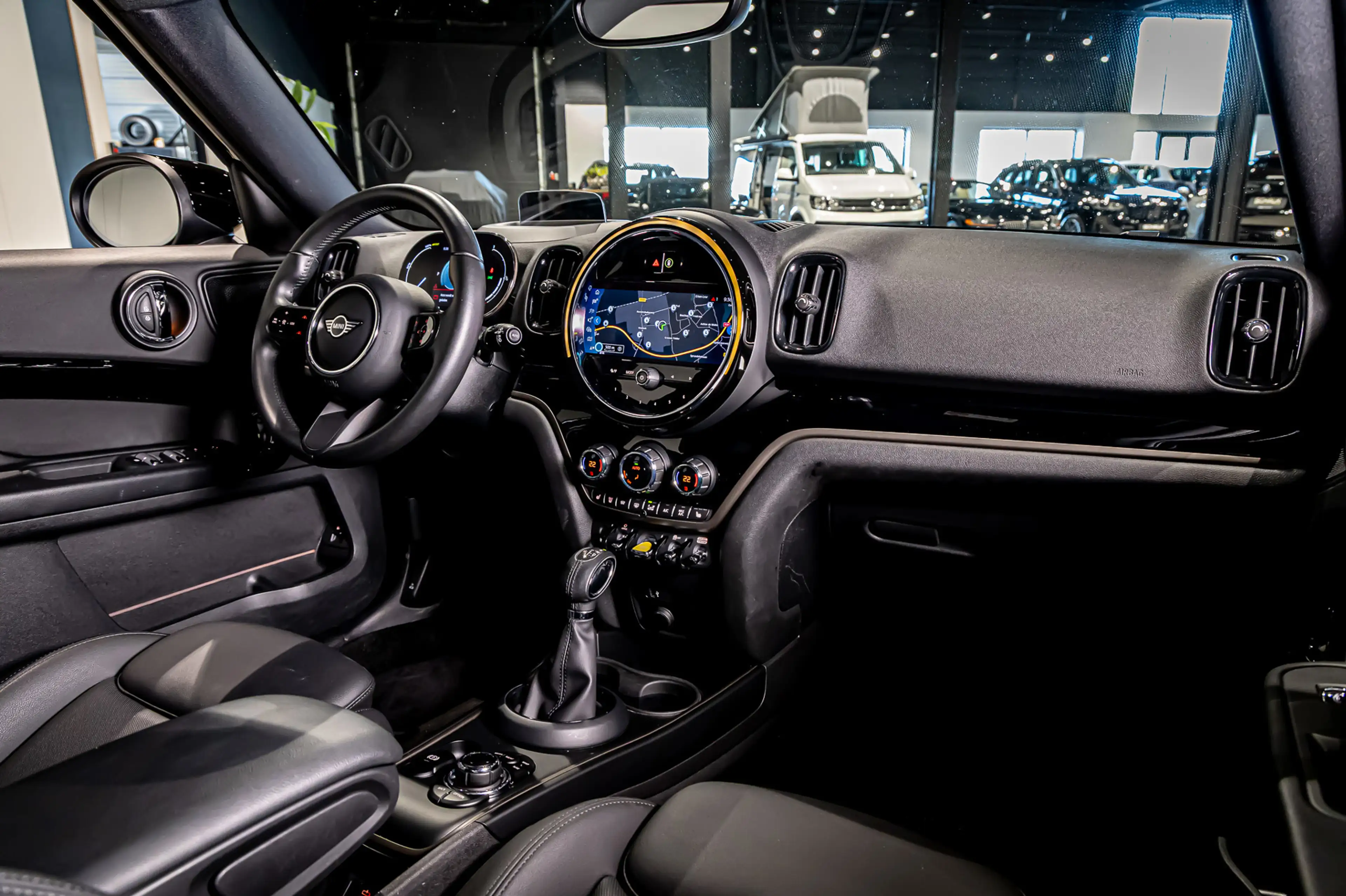 MINI Cooper SE Countryman 1.5 ALL4 Essential|HUD|Leder|Cam — photo 9